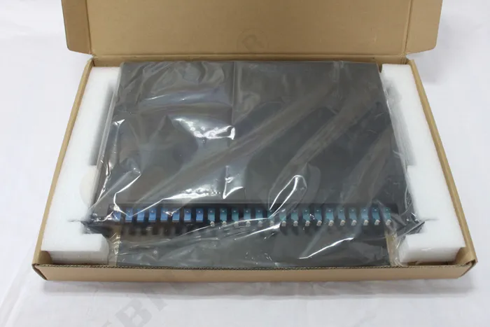 LC Duplex Single-Mode Panel Enclosure 24 Ports Sliding Fiber Patch Panel