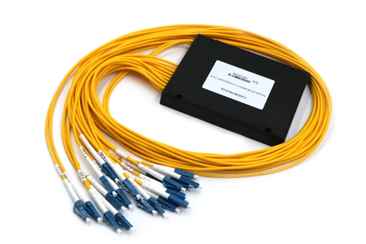 Low Price Mux /Demux G652D, G657A1 1m 3.0mm Opelink/OEM Fiber Optic CWDM
