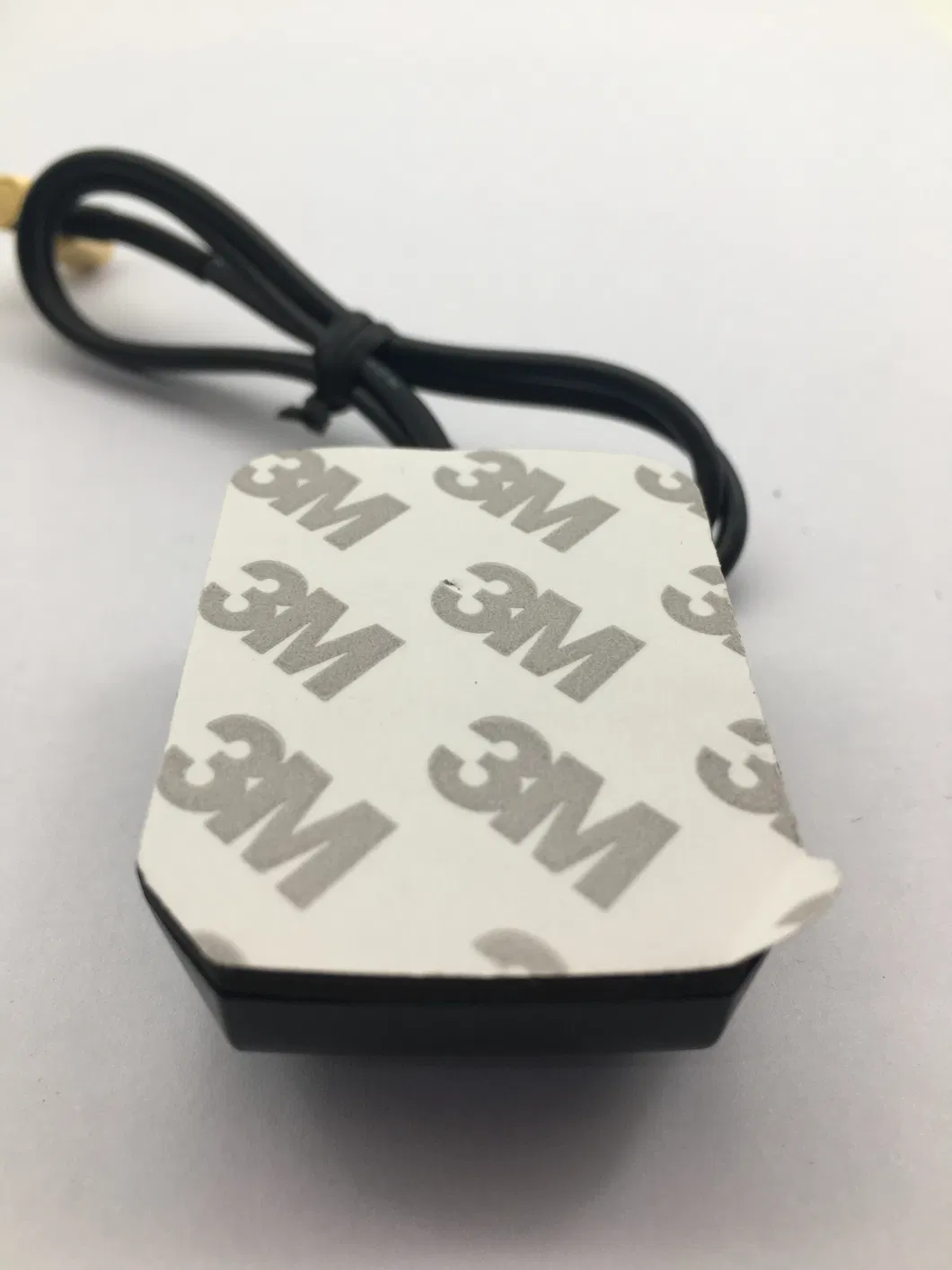 Size 48X37X19mm Adhesive Base SMA Male Connector Car Antenna 1575.42&1600MHz GPS&Glonass Antenna